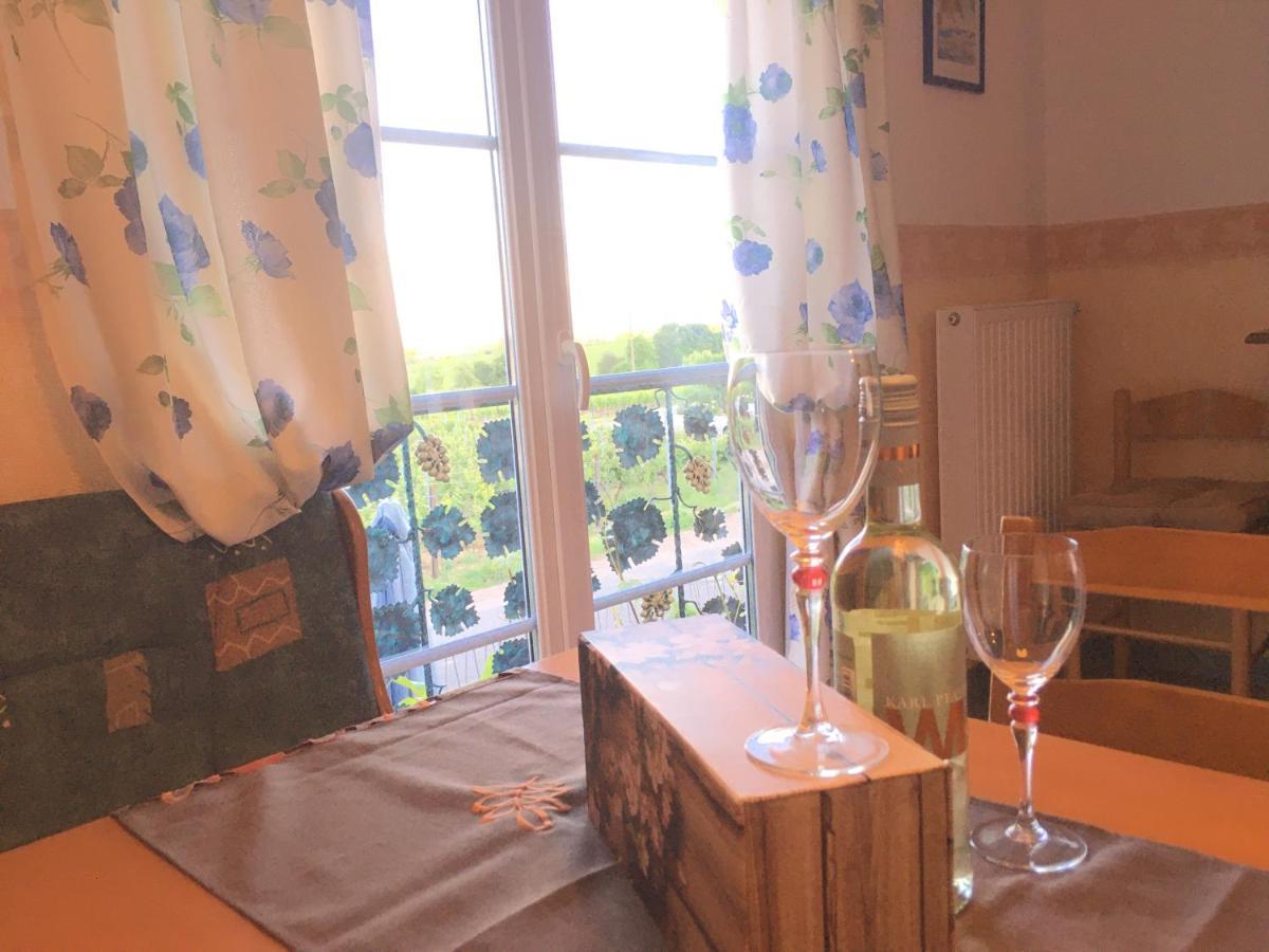 Ferienwohnung Suedpfalzblick Burrweiler Dış mekan fotoğraf